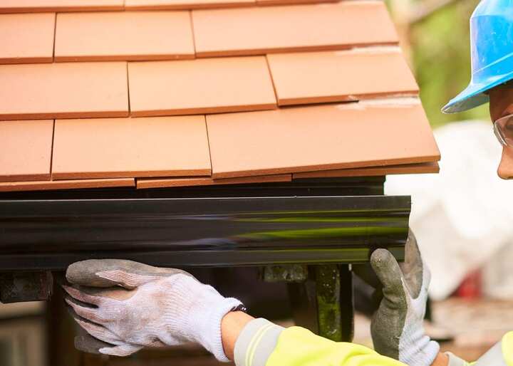 Gutter Cleaning Cincinnati Cost at Madeline Reed blog
